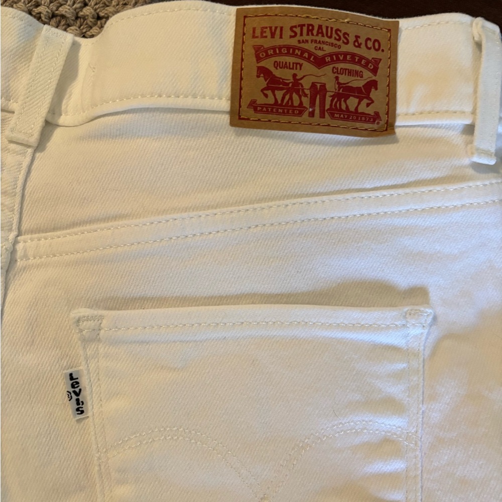 Levi's Classic Bermuda Shorts